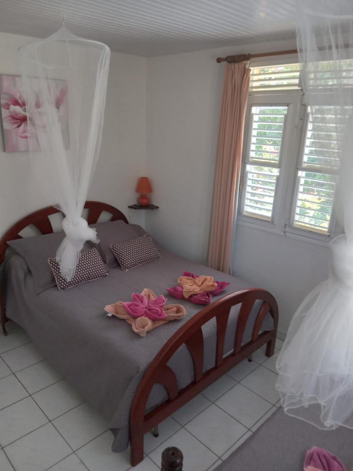 Les Orchidees Apartment Sainte-Anne Exterior foto